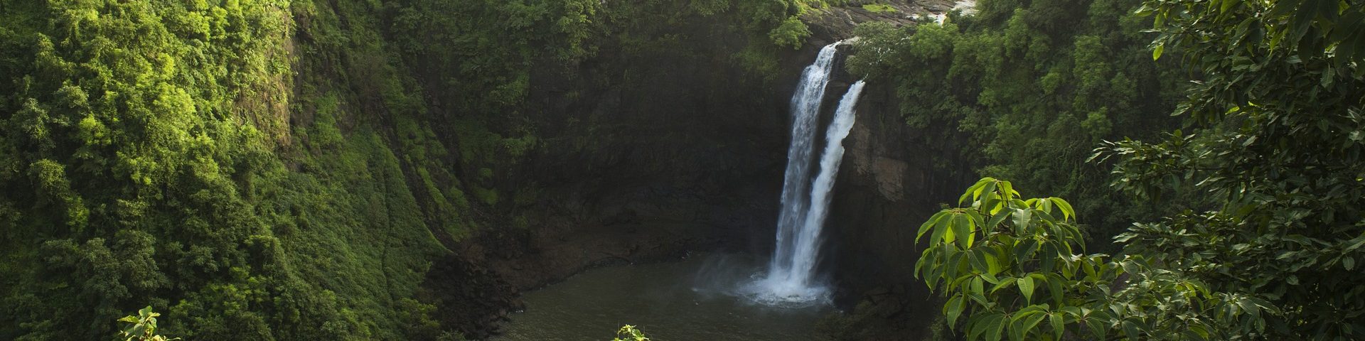 best waterfalls in kerala