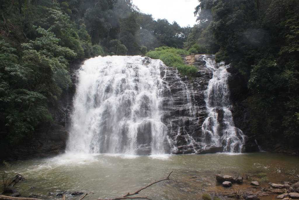 Abbey Waterfalls in Karnataka Image