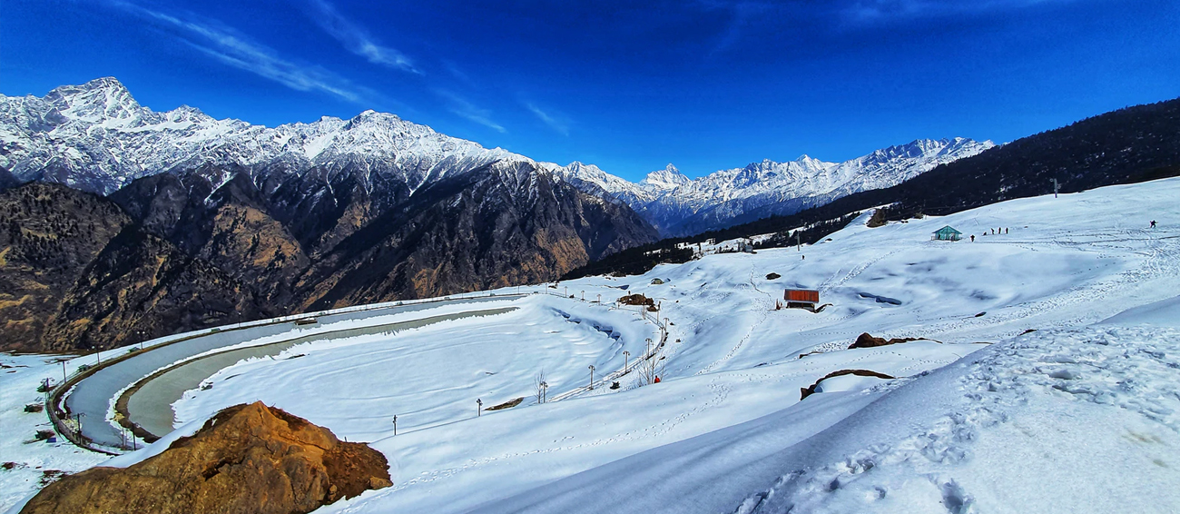 Auli Hill Station in Uttarakhand