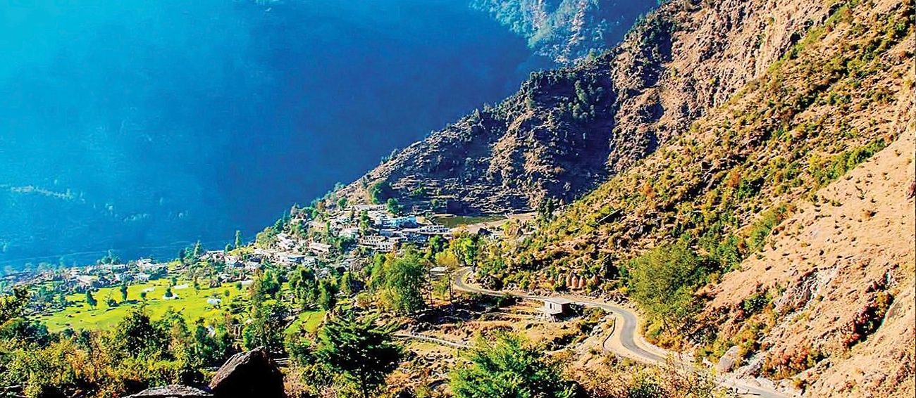 Binsar Hill Station in Uttarakhand