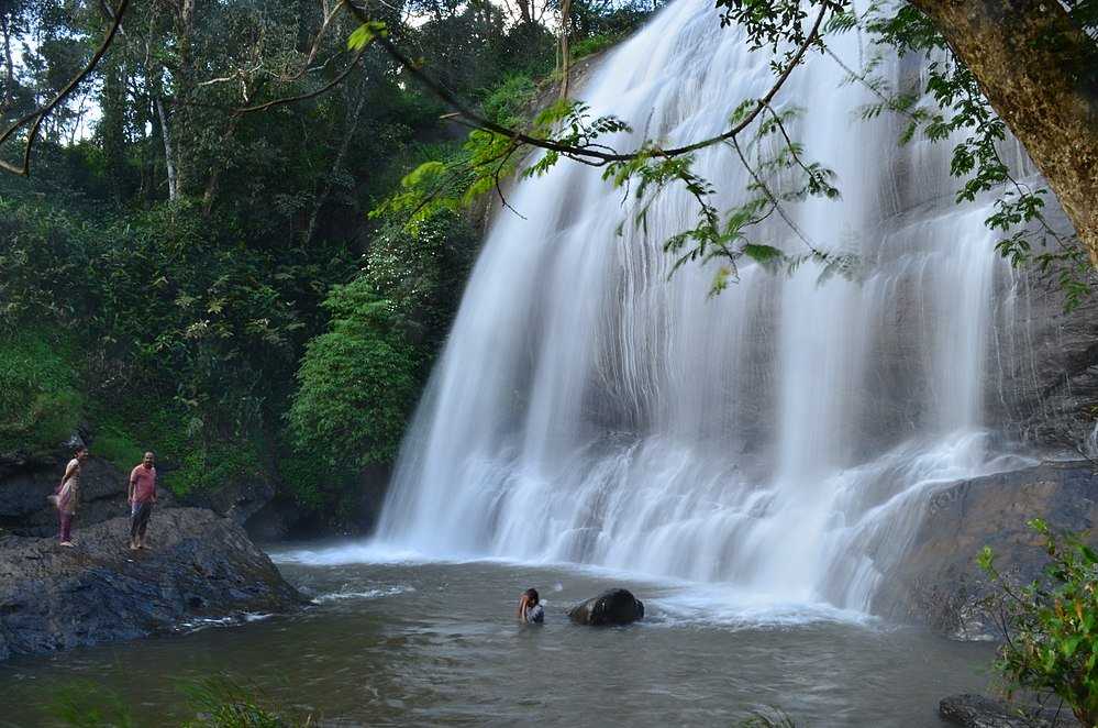Chelavara Waterfalls in Karnataka Image
