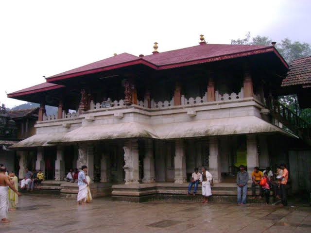 Kollur Moonkambika Temple in Karnataka Image