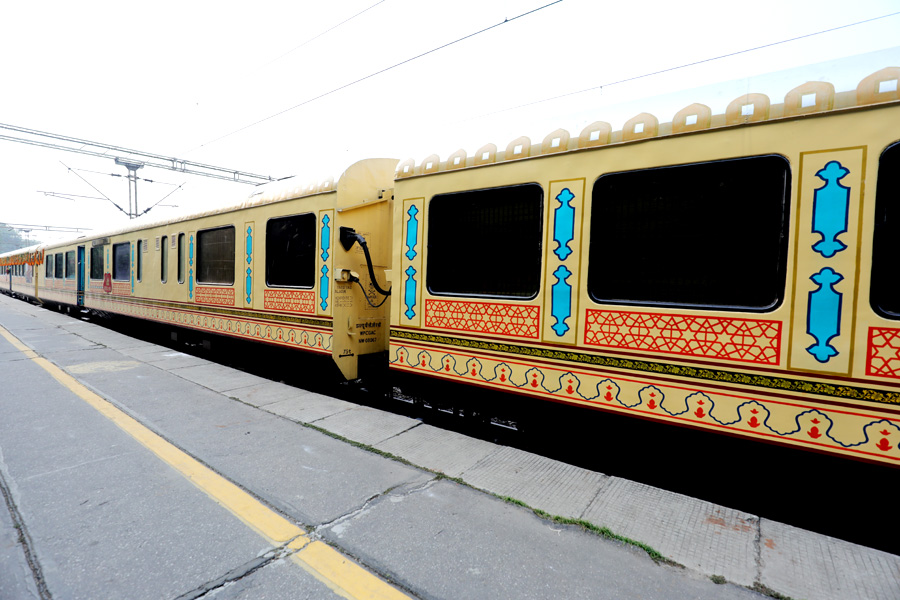 Palace On Wheels, Luxury Trains in India