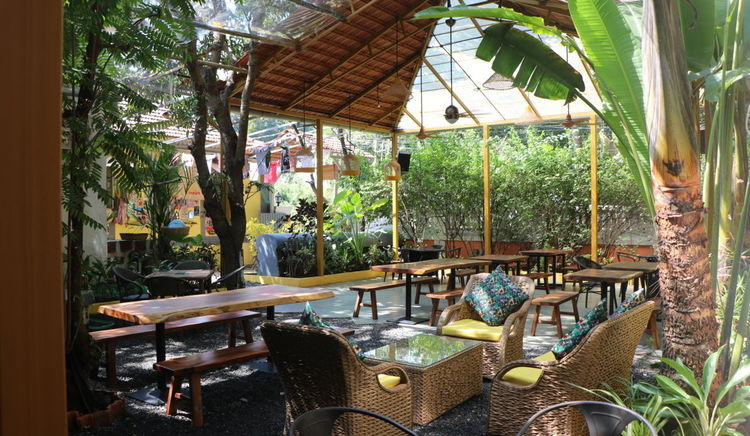 Pings Bia Hoi, Restaurants in goa, Thai cuisines