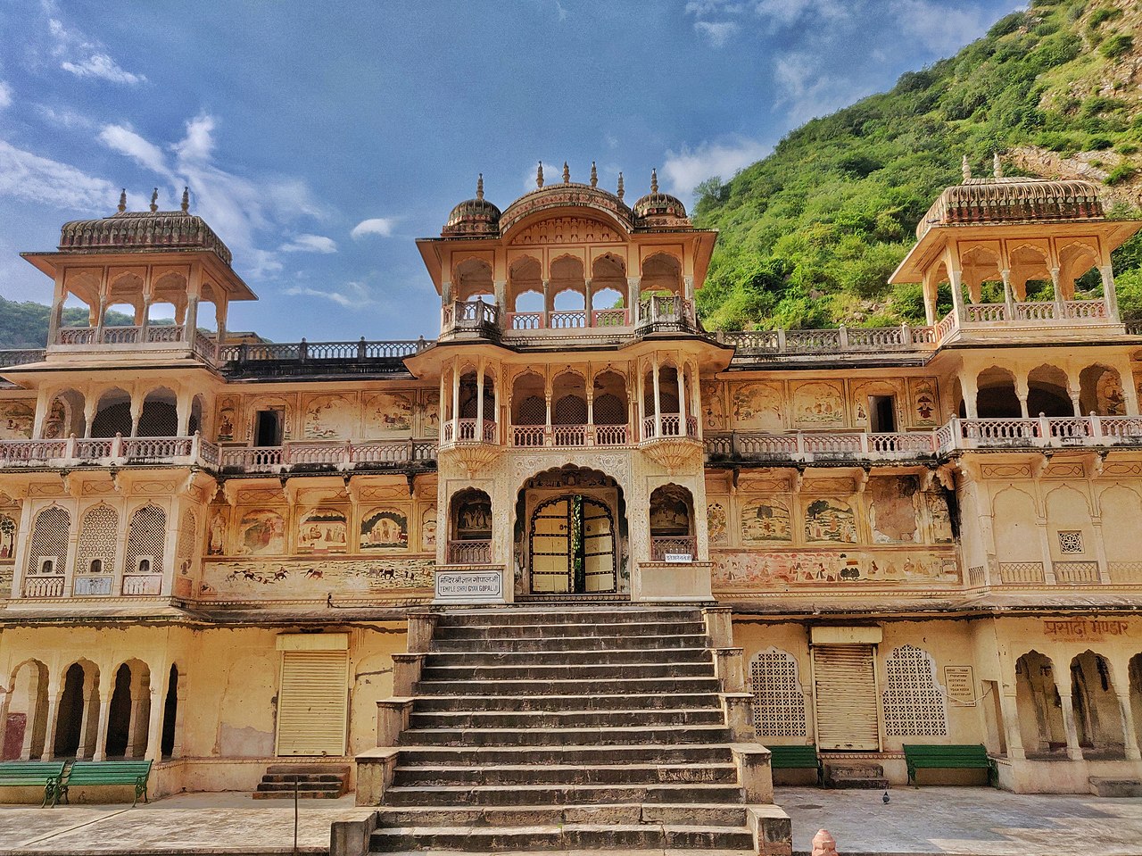 galtaji in Khania-balaji, Temples in west india, Rajasthan